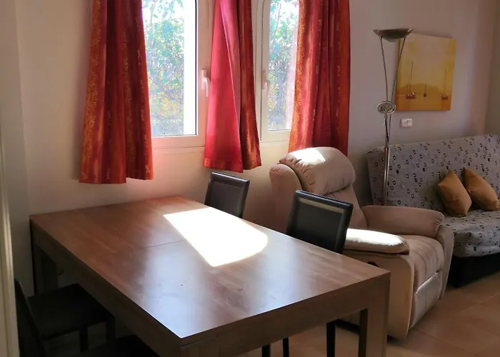 Con Patio Y Salida A La Piscina. Lejlighed Calpe